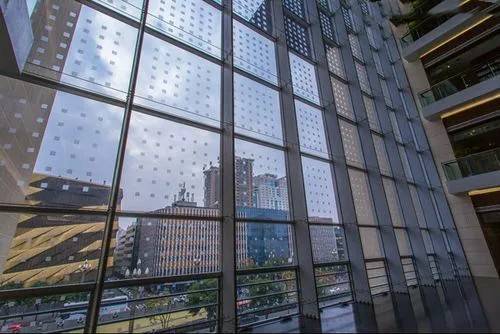 兴发铝材:玻璃幕墙,石材幕墙,铝板幕墙产品等在城市建筑中.